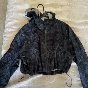 Rain jacket lululemon